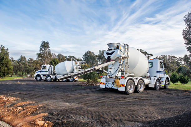 Best Local Concrete Companies  in Horton, KS